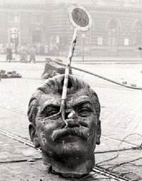 1956 Hungarian Freedom Fighters severed the heads of Stalin Statue all over the Budapest