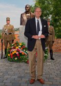 Chairman of the Board of the American Hungarian Federation and son of Col. Koszorus Frank Koszorus, Jr., addressed the gathering