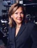 Dr. Naomi Halas (Halász) is the Stanley C. Moore Chair of Electrical and Computer Engineering at Rice University where she holds faculty appointments in the Departments of Physics and Astronomy, Chemistry, and Bioengineering and leads the Halas Research Group for Nanoengineered Photonics and Plasmonics. She is a pioneering nanotechnologist seeking practical applications for her work